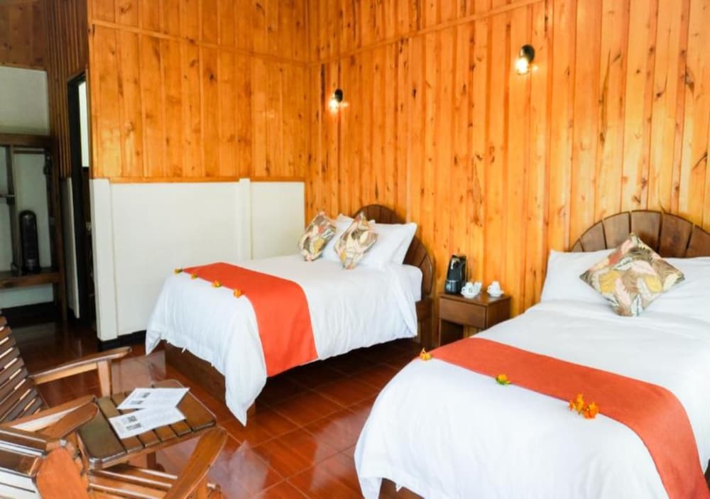 Hotel de Montaña Suria