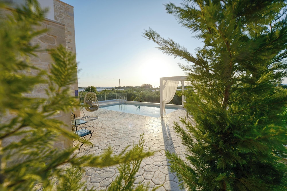 Koukis Villa With Sea View