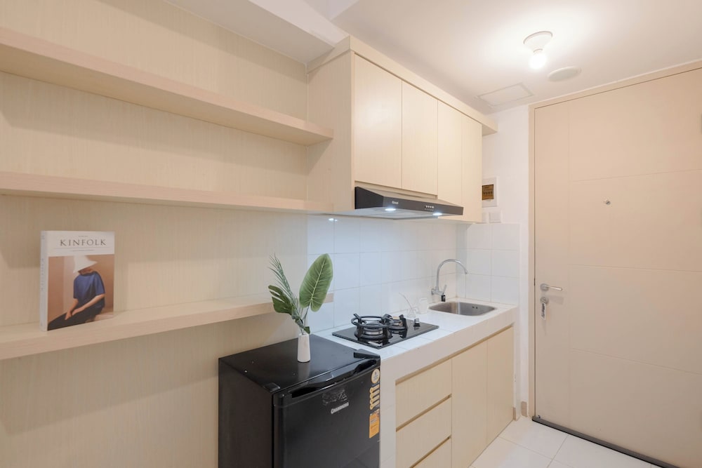 Tranquil Studio Tokyo Riverside PIK 2 Apartment