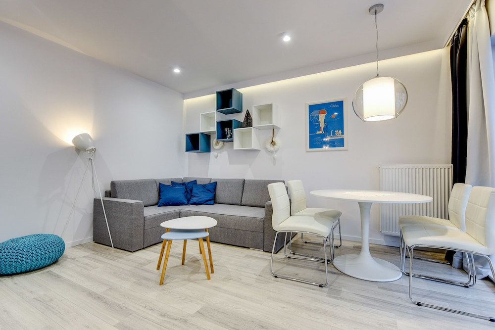 Apartinfo Aura Apartments