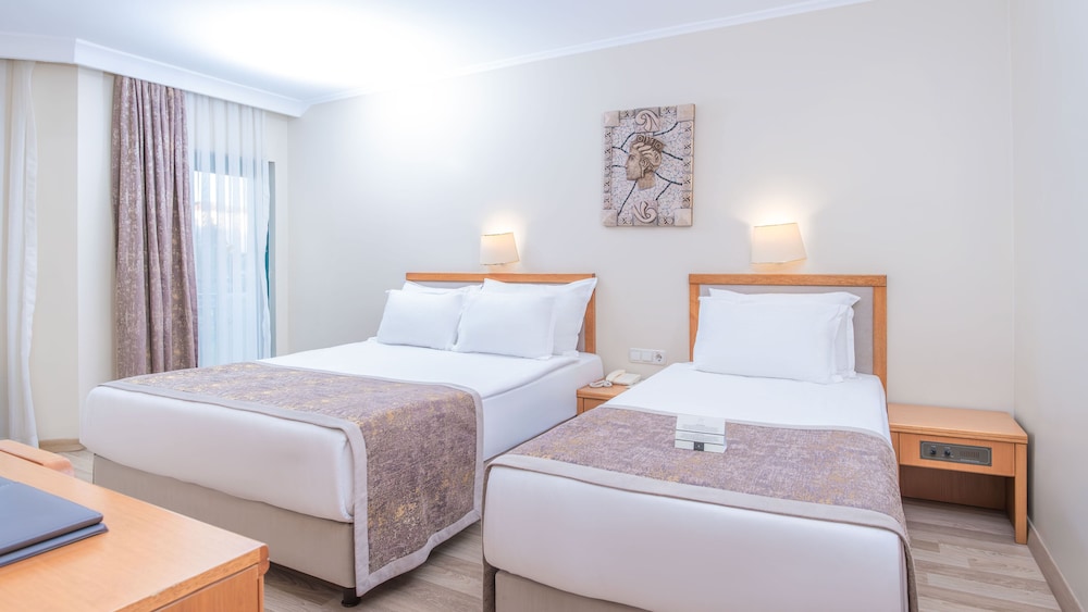 Miramare Queen Hotel - All Inclusive