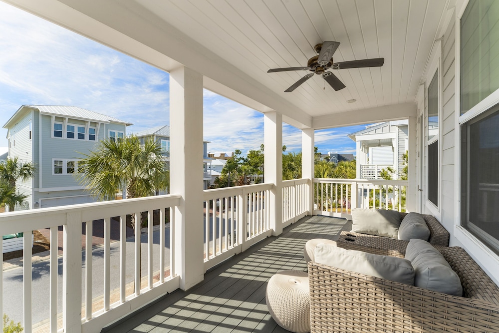 Prominence on 30A by Panhandle Getaways