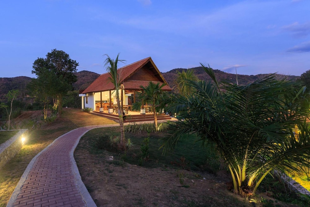 Tahoma Villas Labuan Bajo by ABM - Image 2