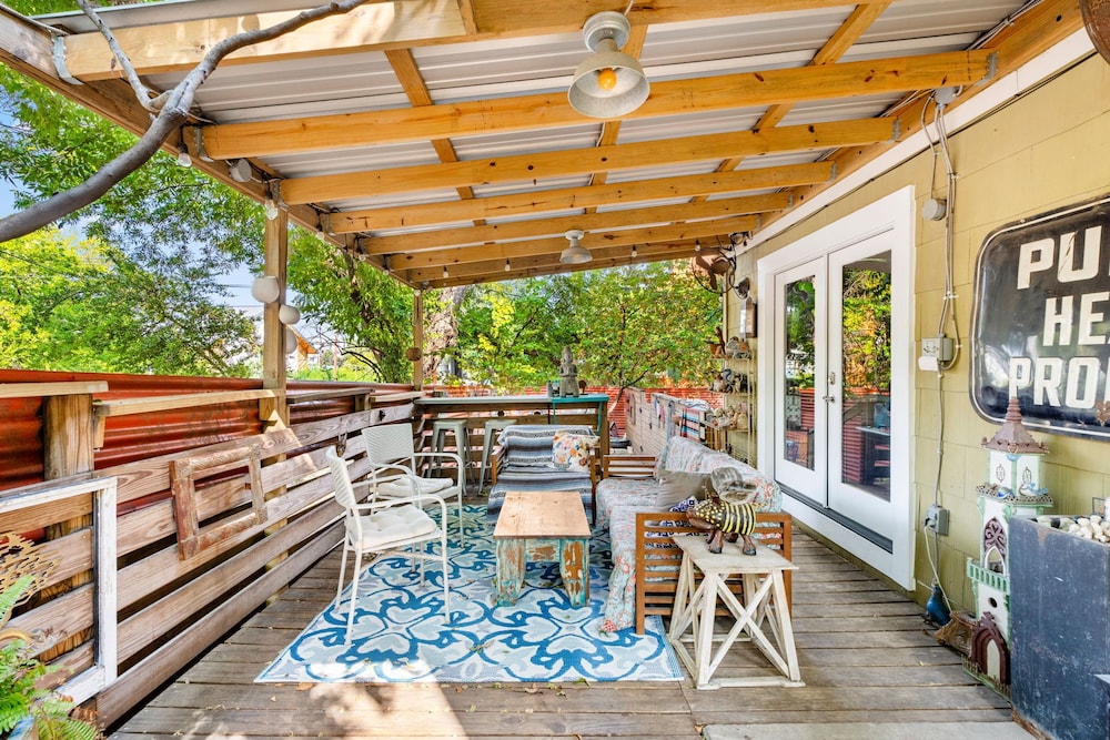 Eclectic 3 Bedroom Block From South Congress! - Image 1