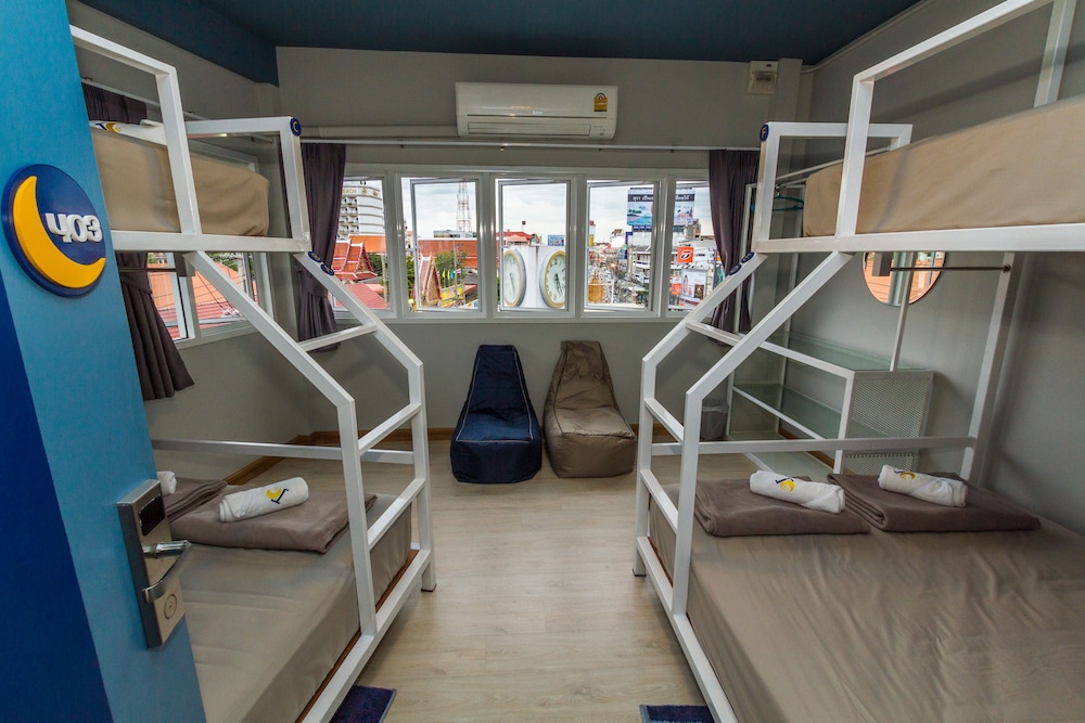 The Moon Hostel Hua Hin