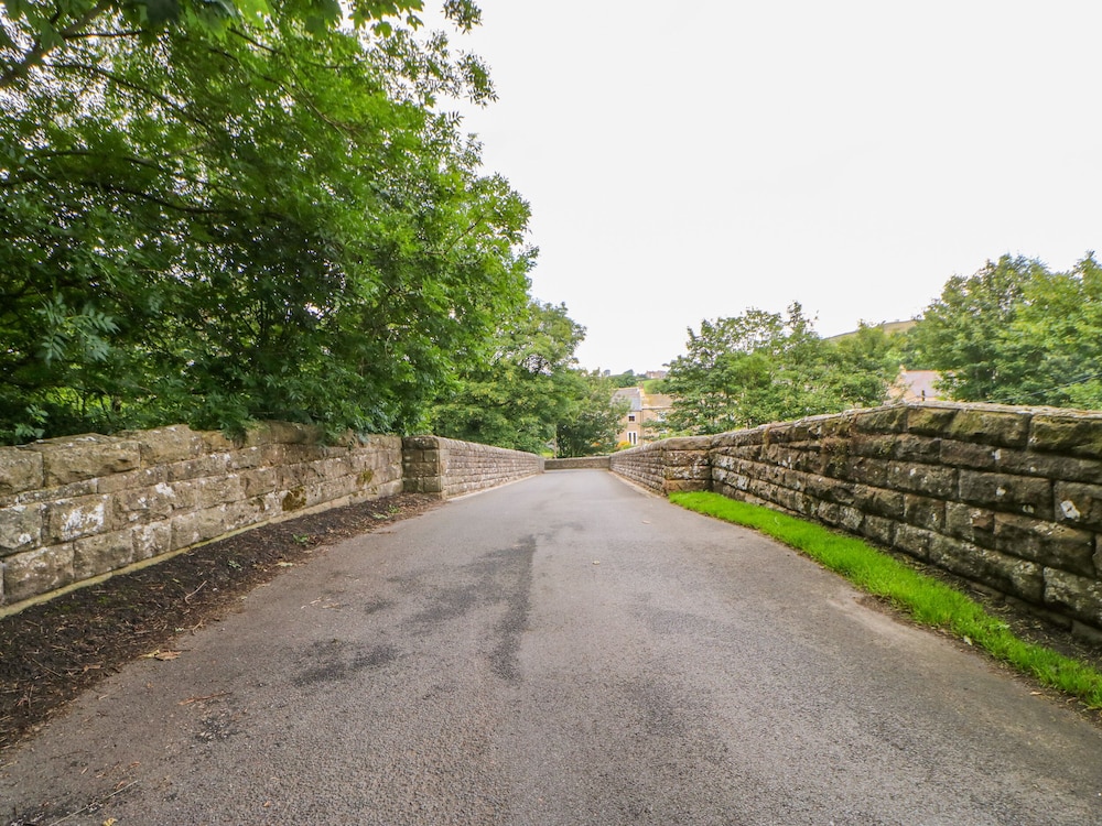 2 West Haswicks