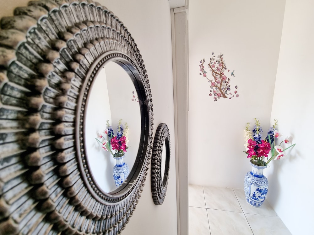 Hotel City View Rooms - Image 1