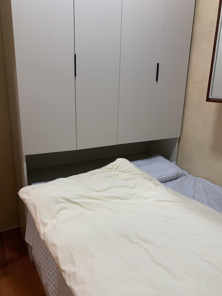 Beijing Furnished Apt with Queen bed