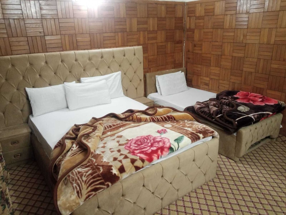 UK Lodge Guest House view 4
