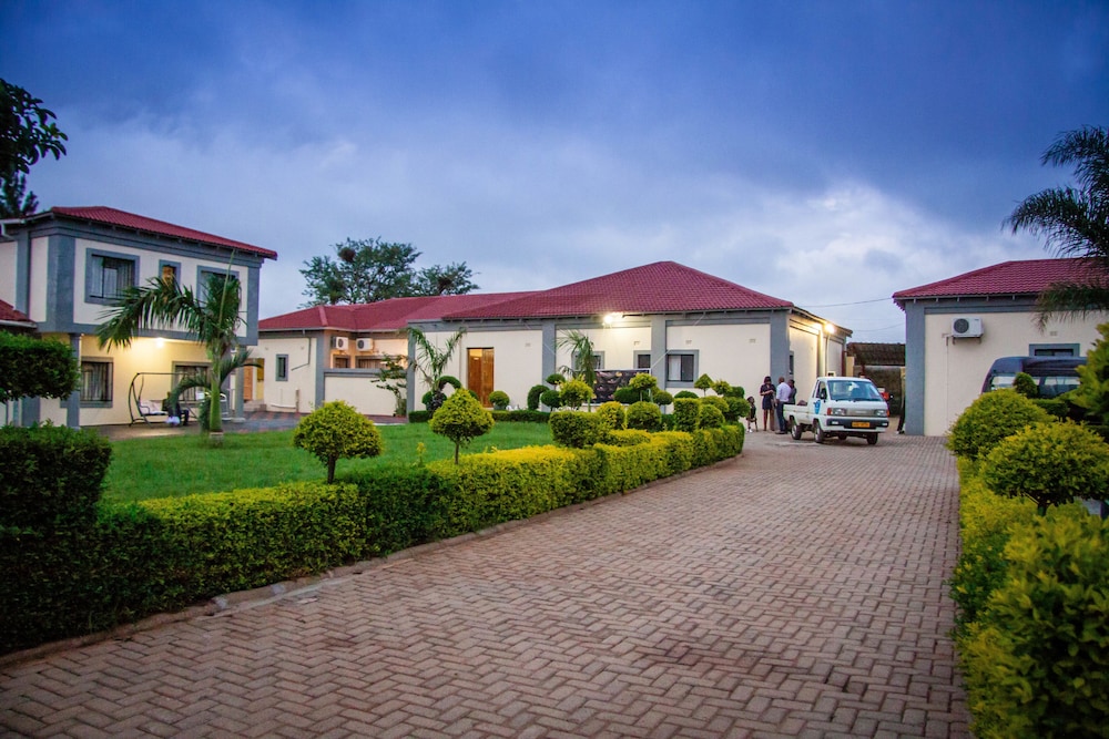 Glen Lodge & Tours