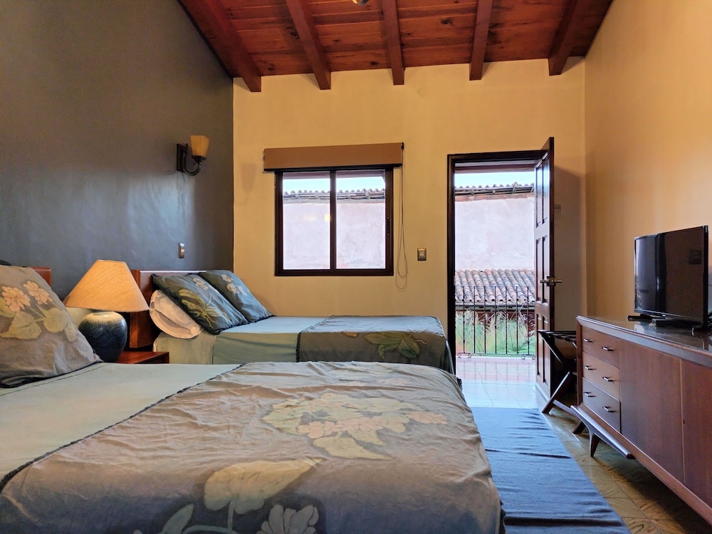 LA CASA B & B