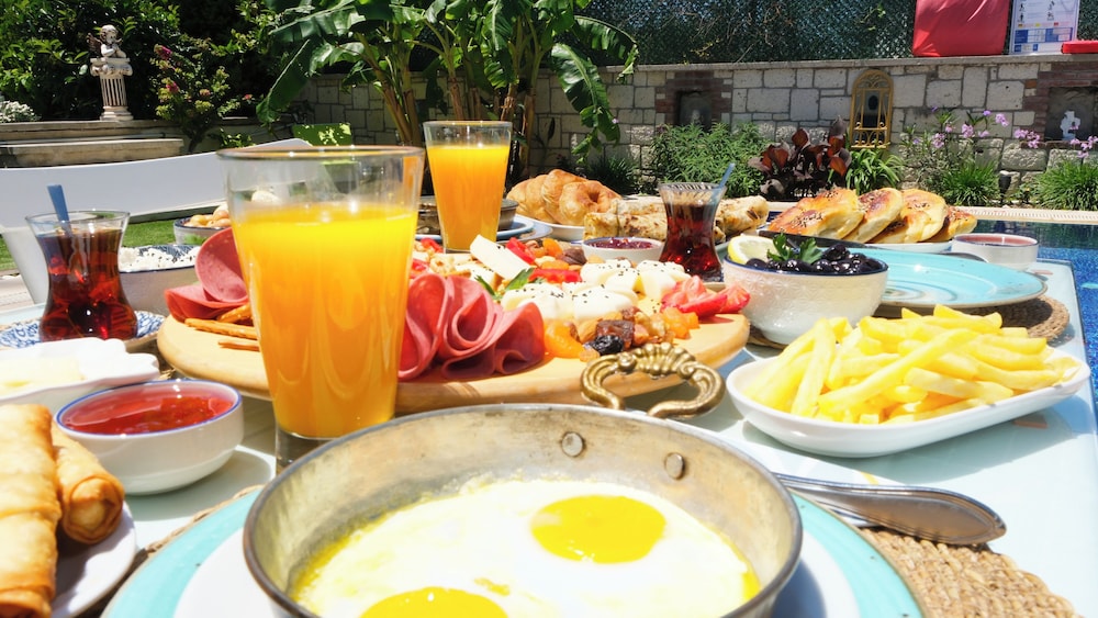 Lavinia Garden Alaçatı - Image 82