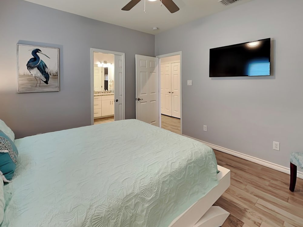 La Sirena by Silver Sands Vacation Rentals