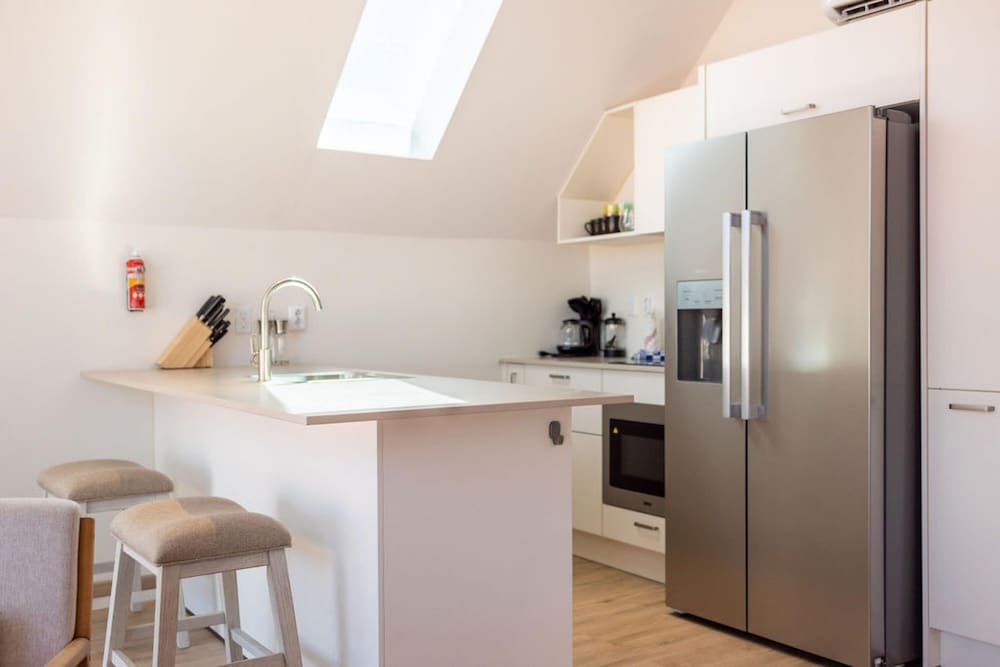 Historic Heartbeat 2BR Townhouse in Central Bliss