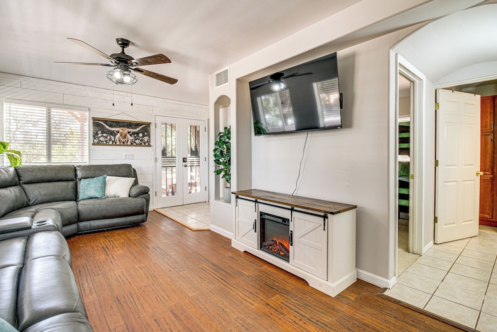Hike & Snow Play! Heber Haven w/ 2 Living Areas