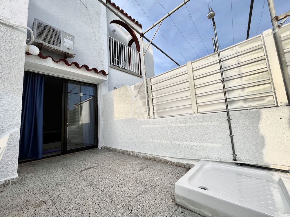 79 AN - Stay Nissi Chrysland Studio 111