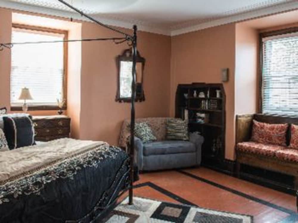 Marble Mansion Inn