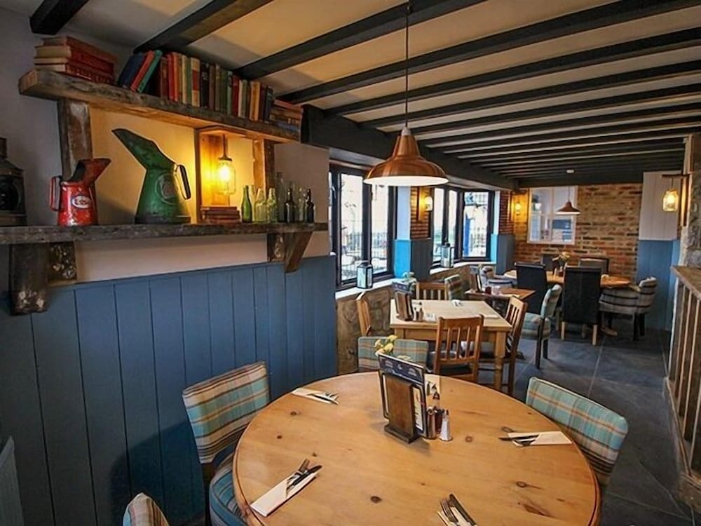 Crab and Lobster Inn