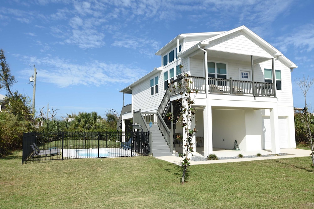 Casa Blanca 3 2 New Beach Home With Heated Pool