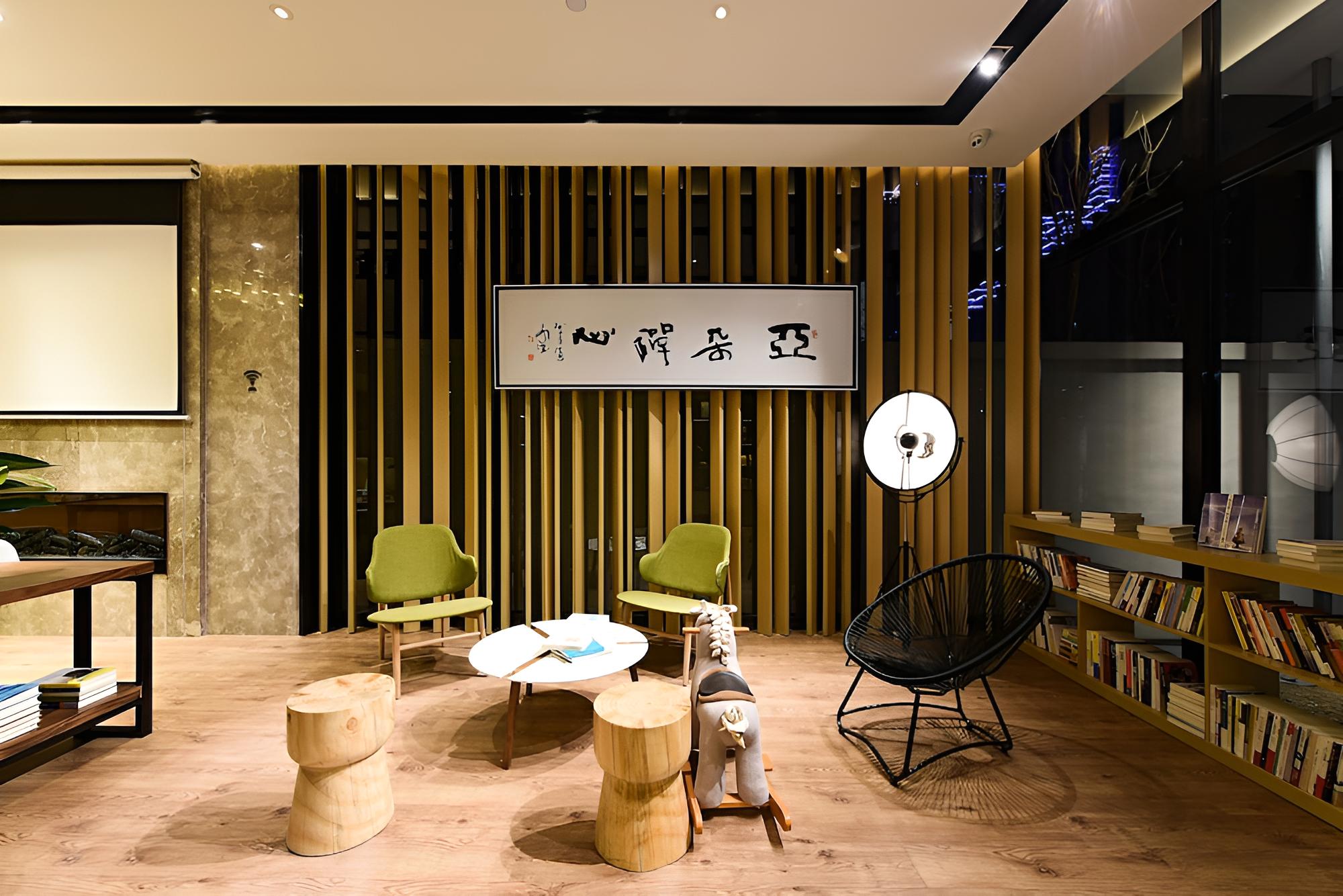 Atour Hotel Changqing Road Wuhan