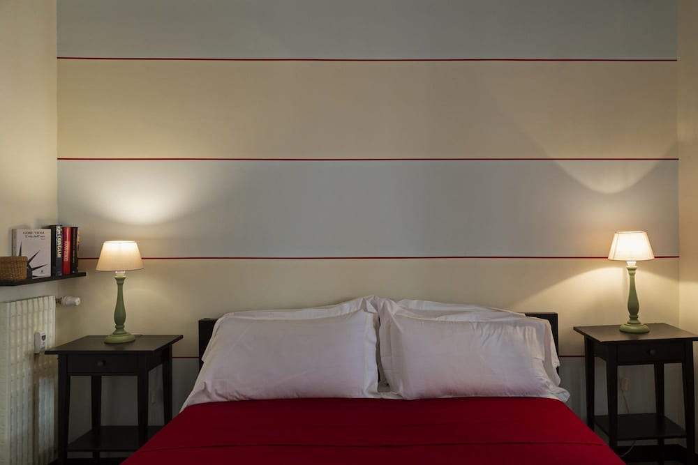 Luxury Apartment in the Heart of Genoa view 4