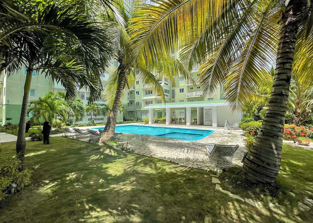 Oceanfront Condo in Ave. España Sleeps 8