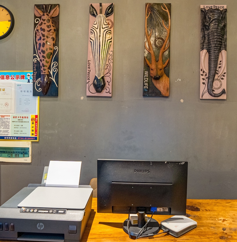 Tianmen Mountain Loft Art Inn