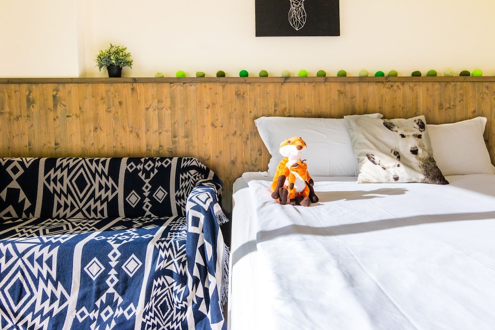 Cozy Green Guest House