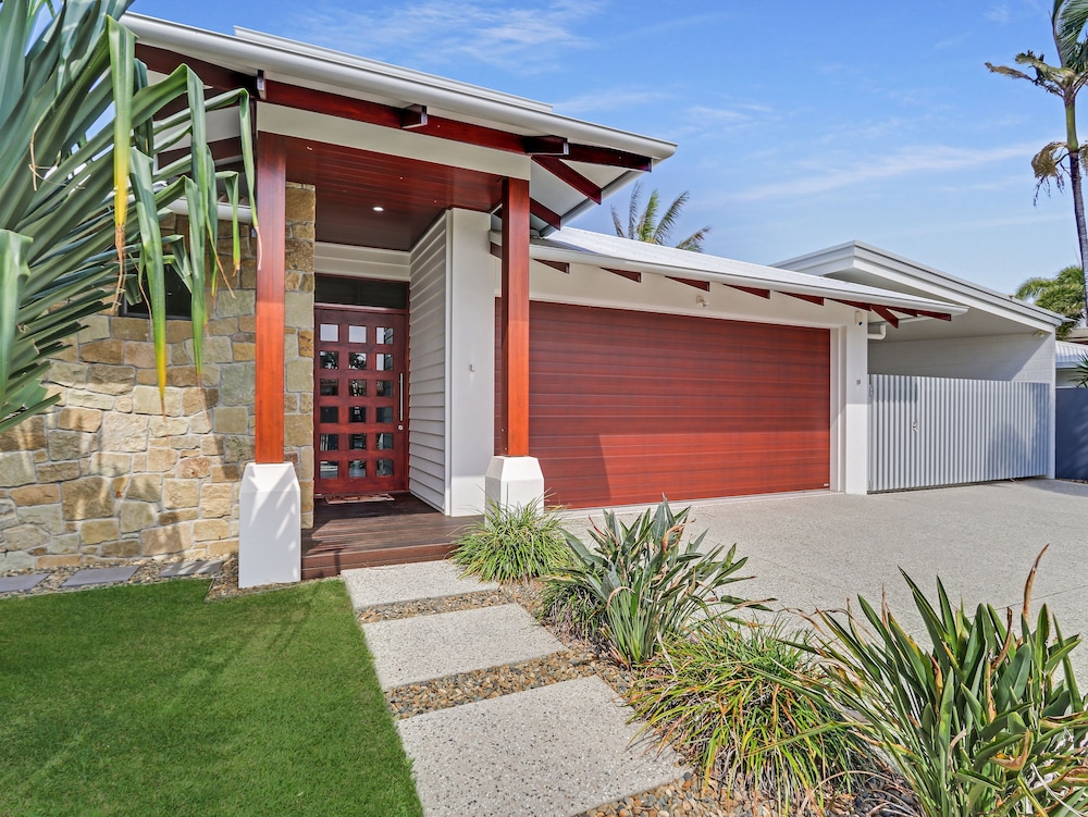 Adelong view 4