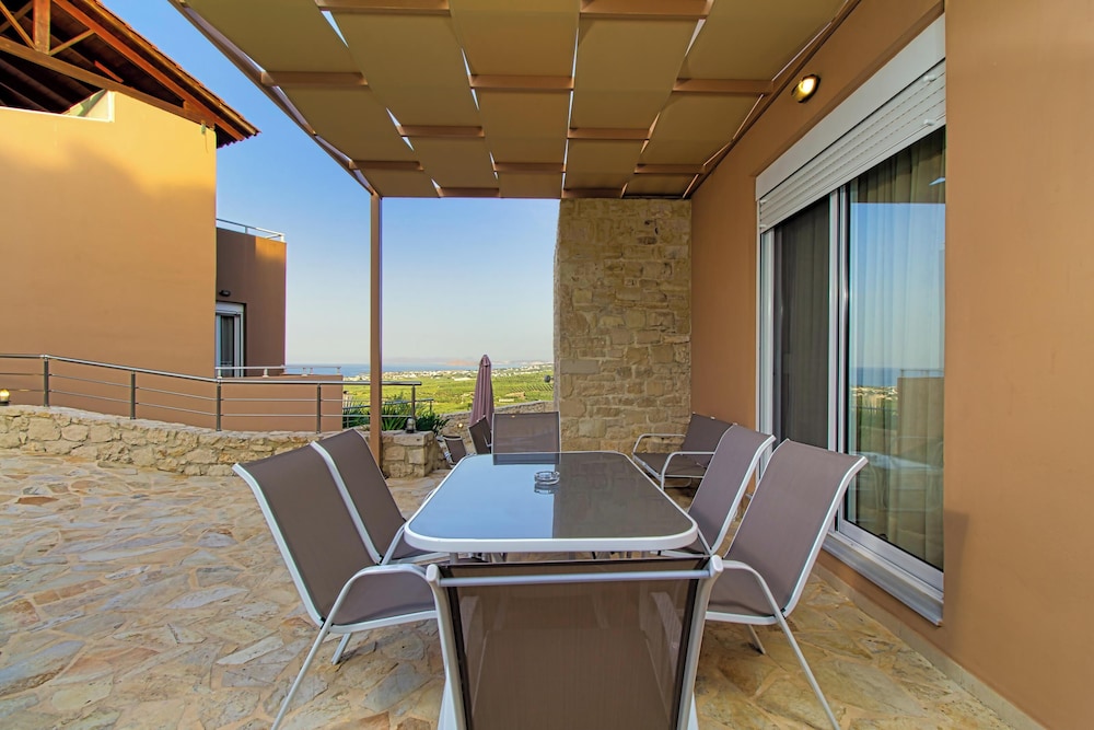 Theo Villas With Sea View