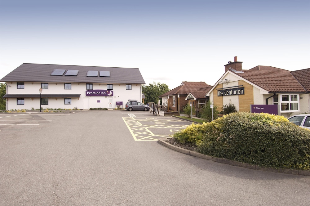 Premier Inn Tamworth South 5