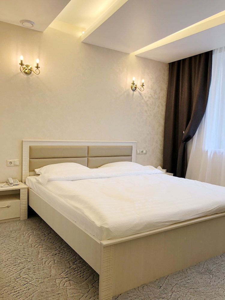 Hotel ARAVANA