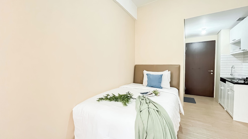 Best Studio At Apartment Transpark Juanda Bekasi Timur