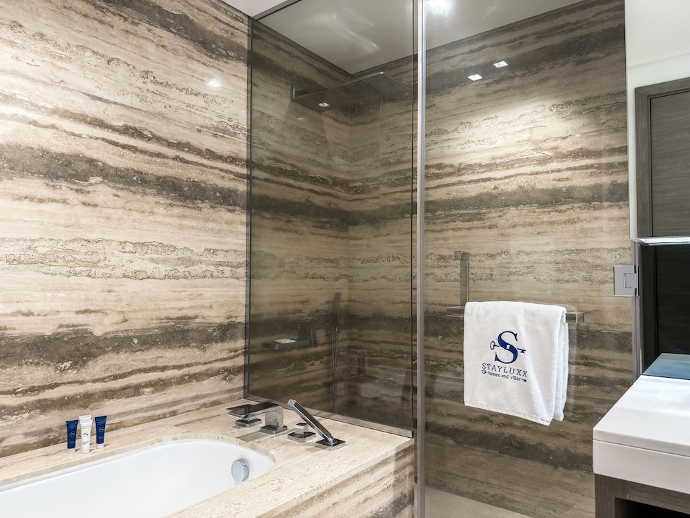 High Floor Burj Khalifa View Apartment