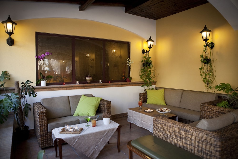 lounge