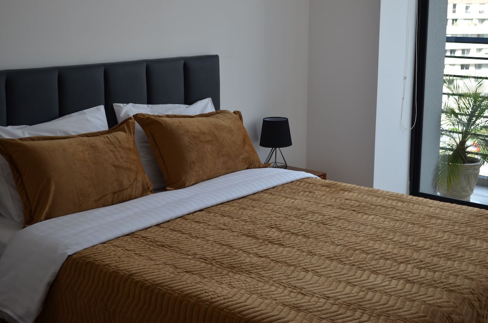Luxury Residence Suites