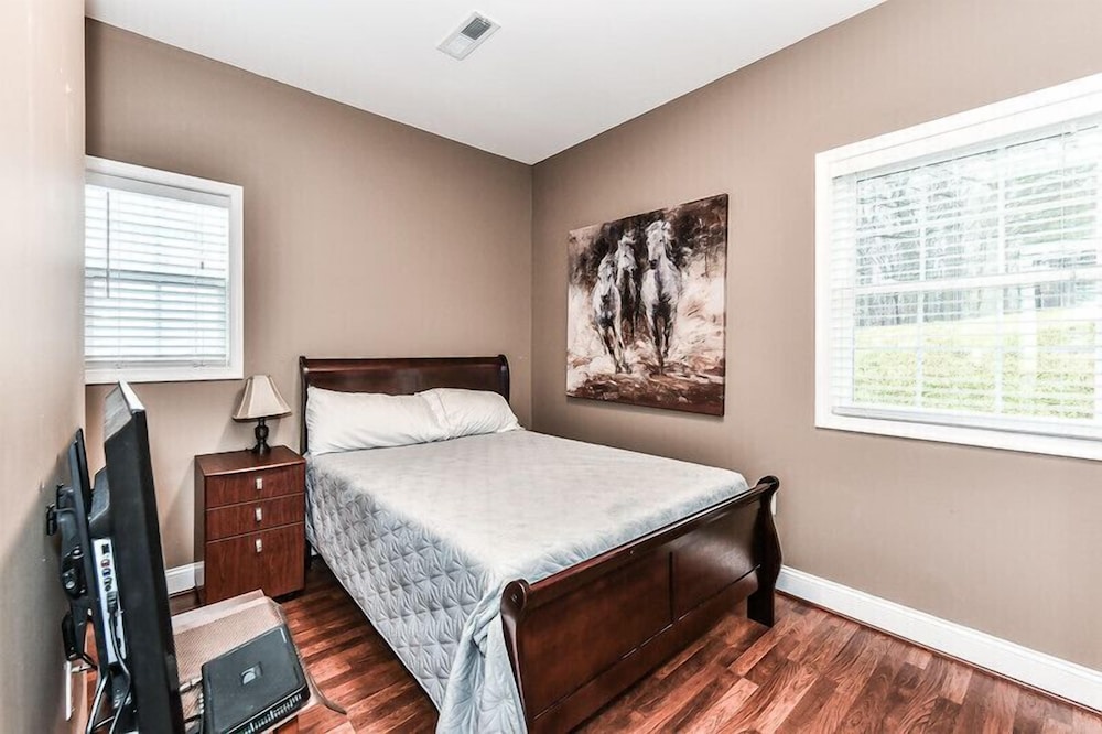 Leesburg Vacations - The Manor at Courtland Farm - Property Image 10