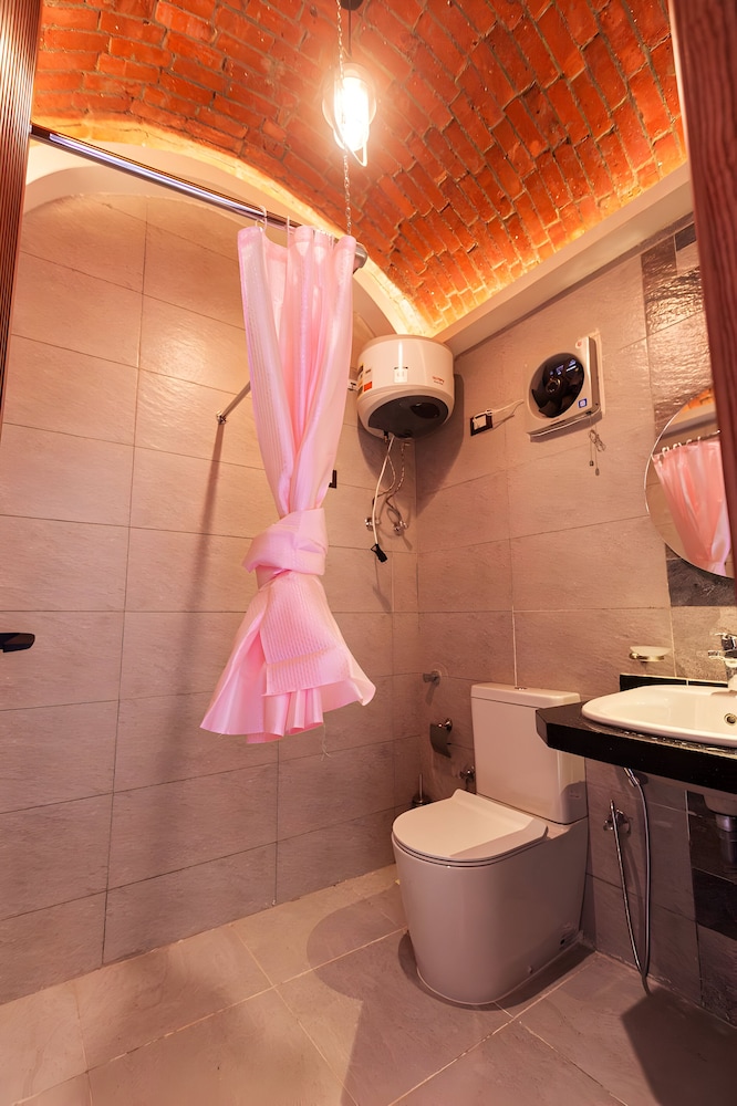Aro Kato Nubian Guest House