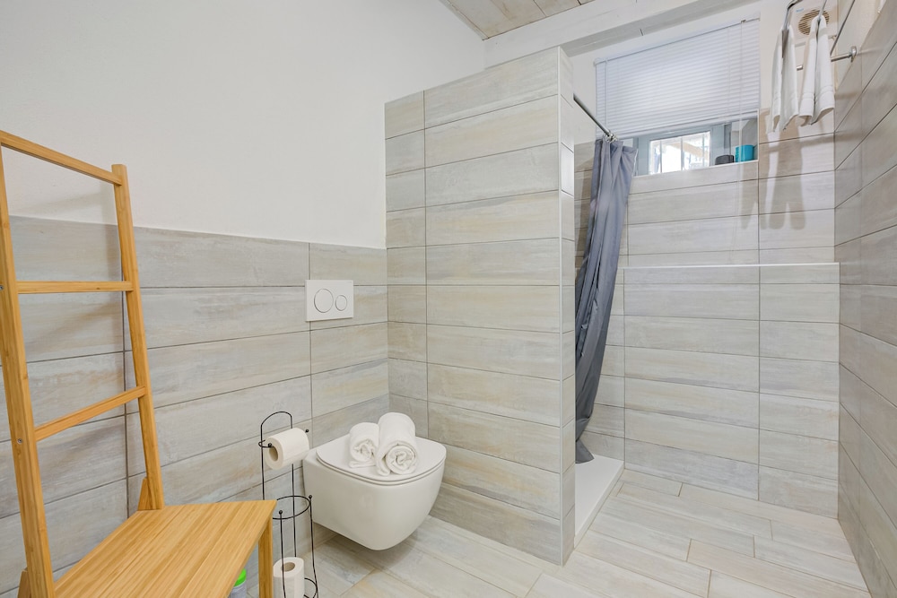 Bocca Al Lupo Apartments