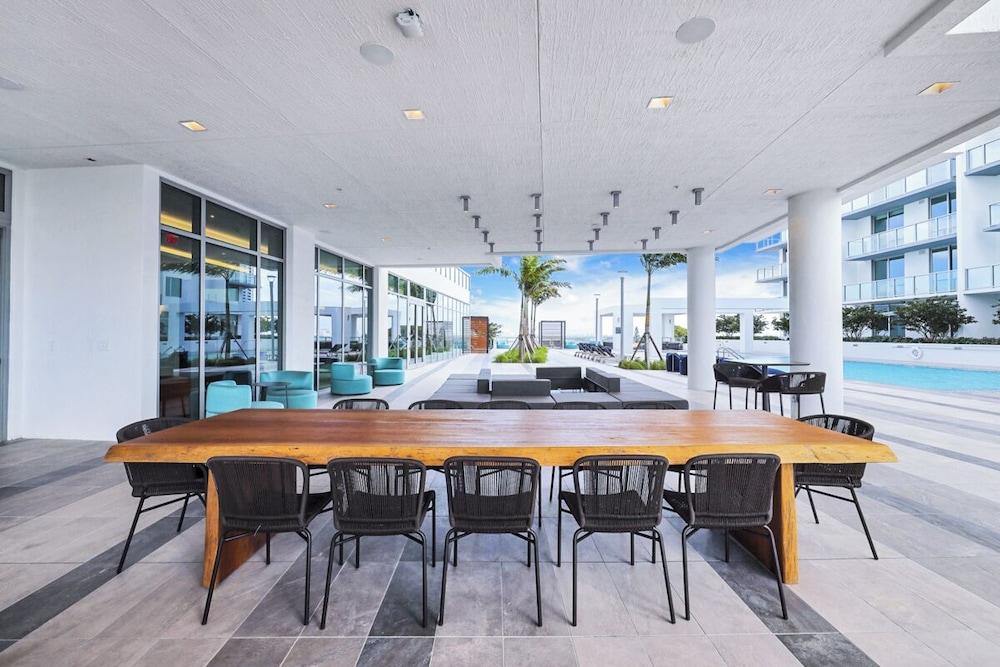 Spacious 2-Bedroom Apartment
