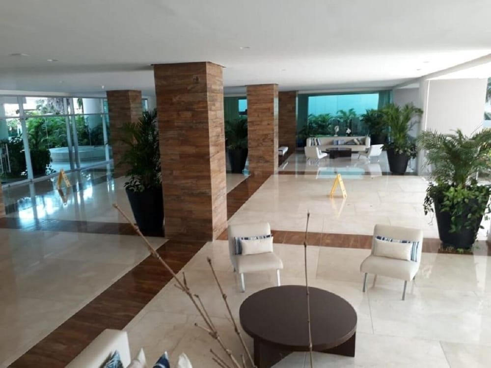 1ME2 Apartamento en Morros Frente al Mar view 2