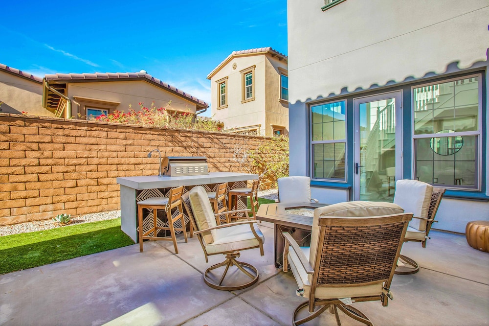 PGA Signature Lux Estate