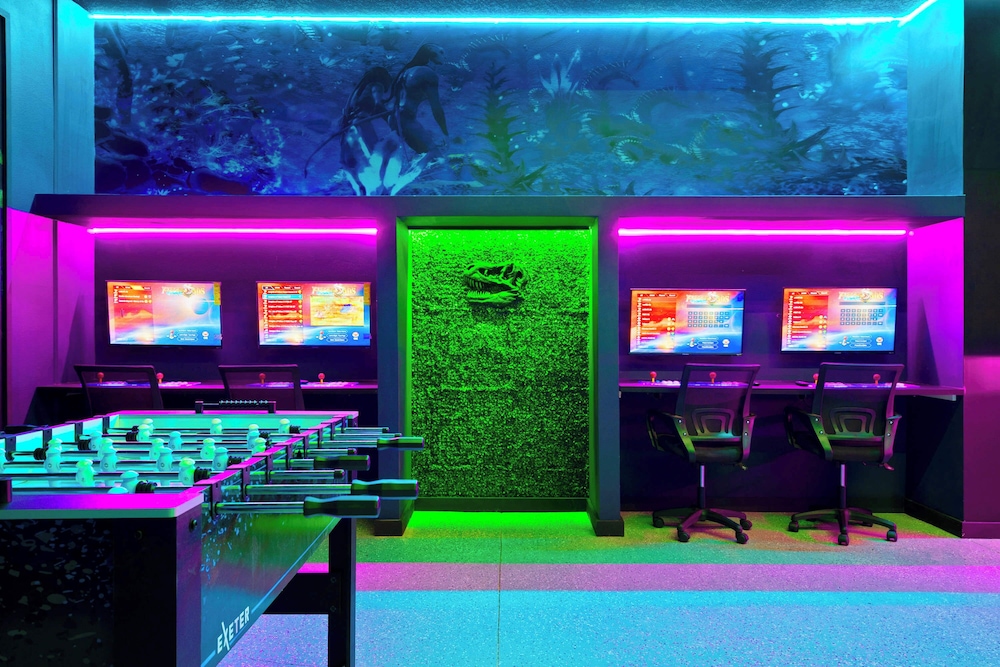 Magical 15-bedroom Villa Game Room, Theater & More!