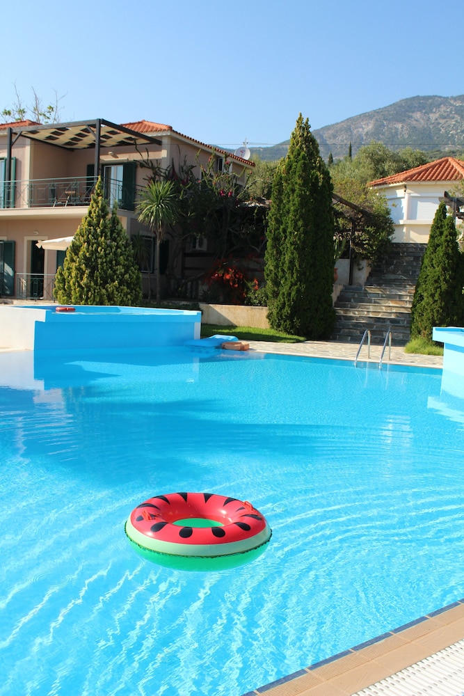 Oneira Villas