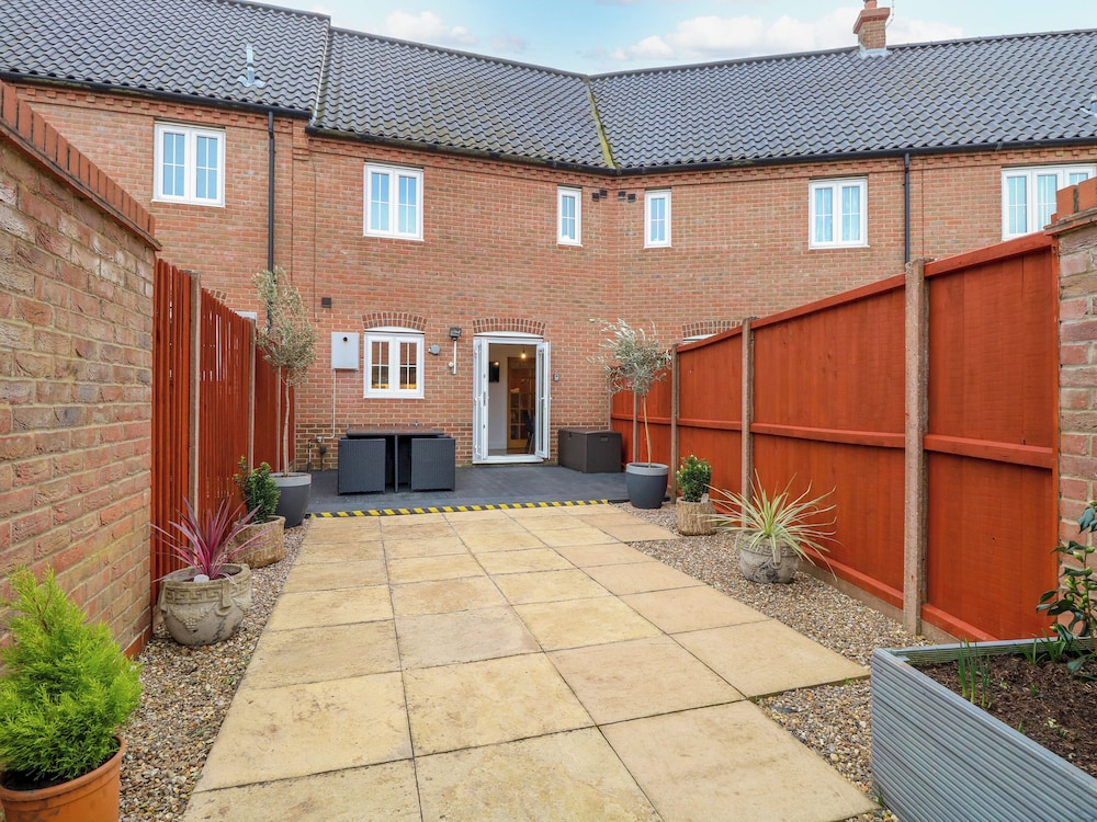 19 Stablefield Way