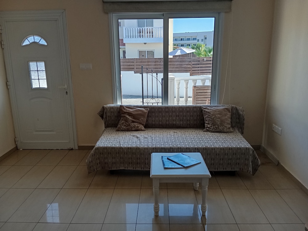 Villa Rugiada With Pool and sea View Located on the Front of Nissi Beach
