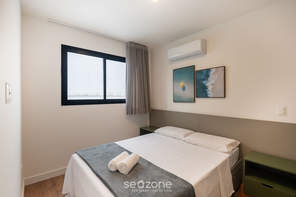 Building With New Apartments 300m From the Beach - EEP