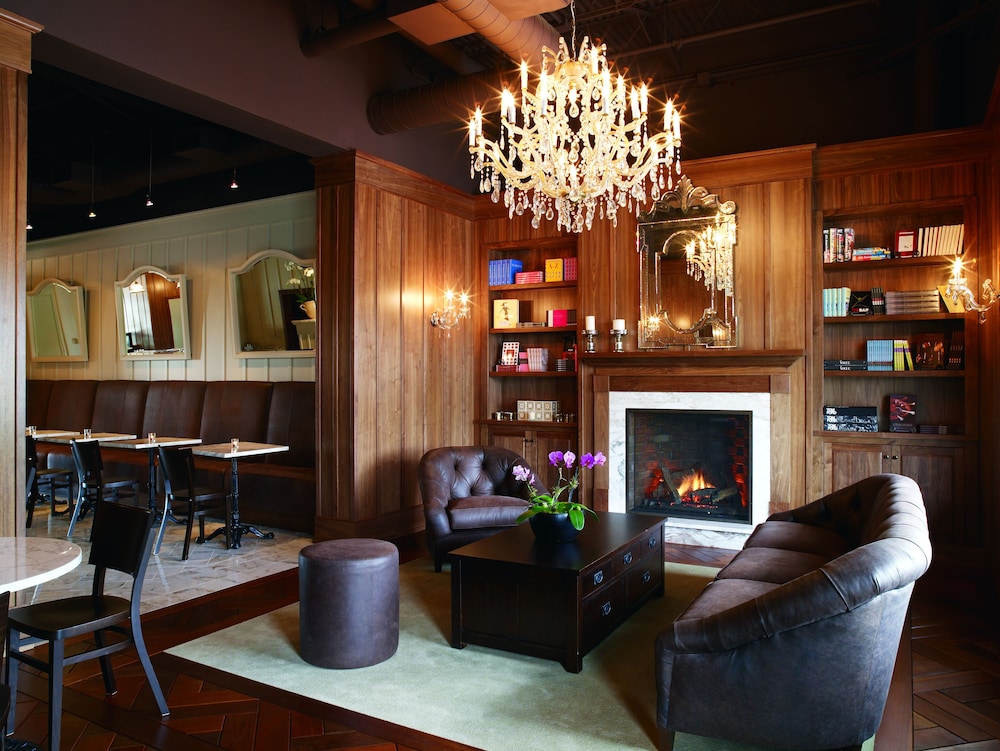 Inn On Woodlake