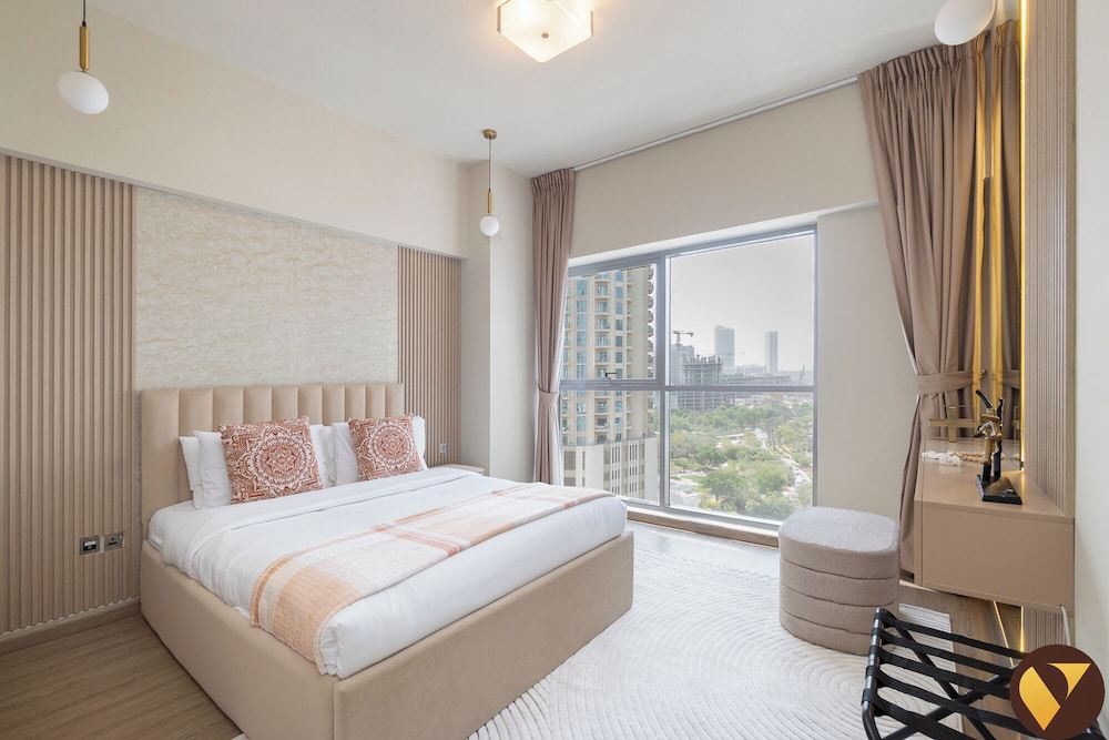 Stylish Peaceful in JVC full Amenities