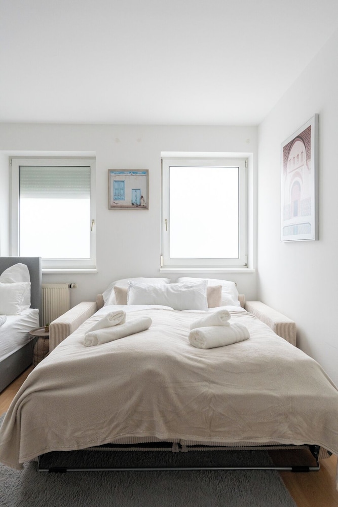 COY Apartments Steyr - Work & Relaxation